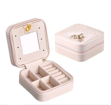 Portable Travel Jewelry Box – Small Leather Organizer for Earrings & Accessories