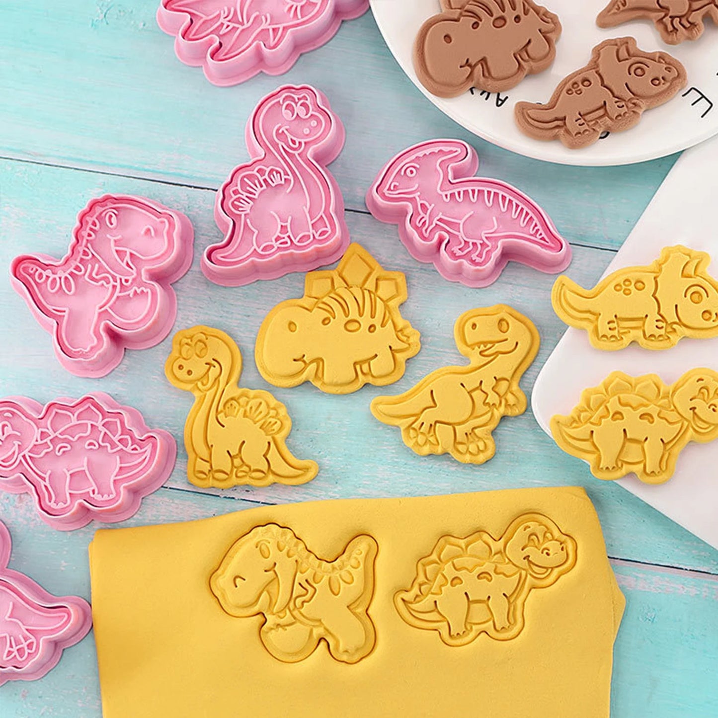 8-Piece 3D Dinosaur Cookie Cutter Set – Pressable Plastic Biscuit & Dough Stamp Molds