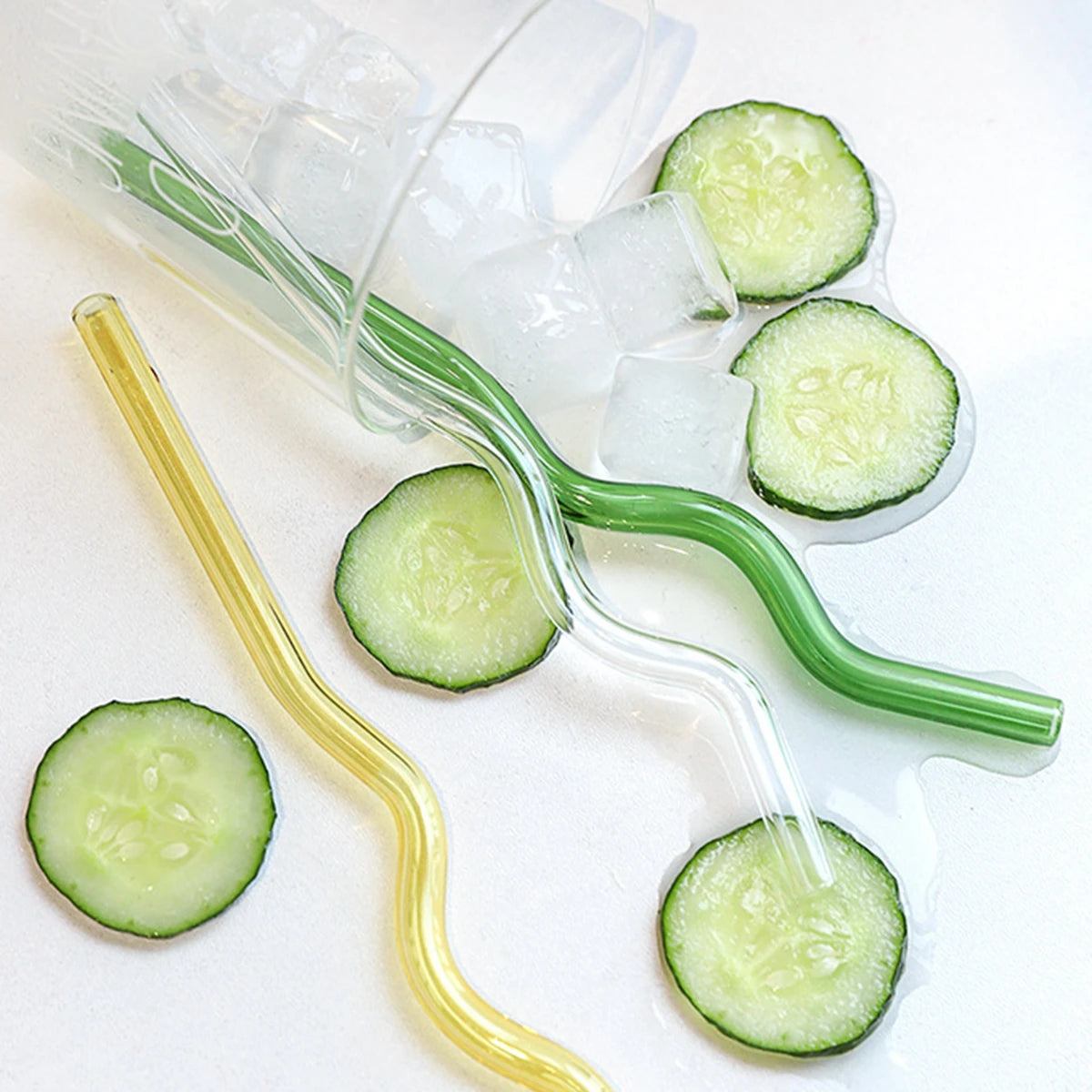 Wavy Glass Drinking Straws – Reusable & Colorful Eco-Friendly Straws for Coffee, Tea & Cocktails