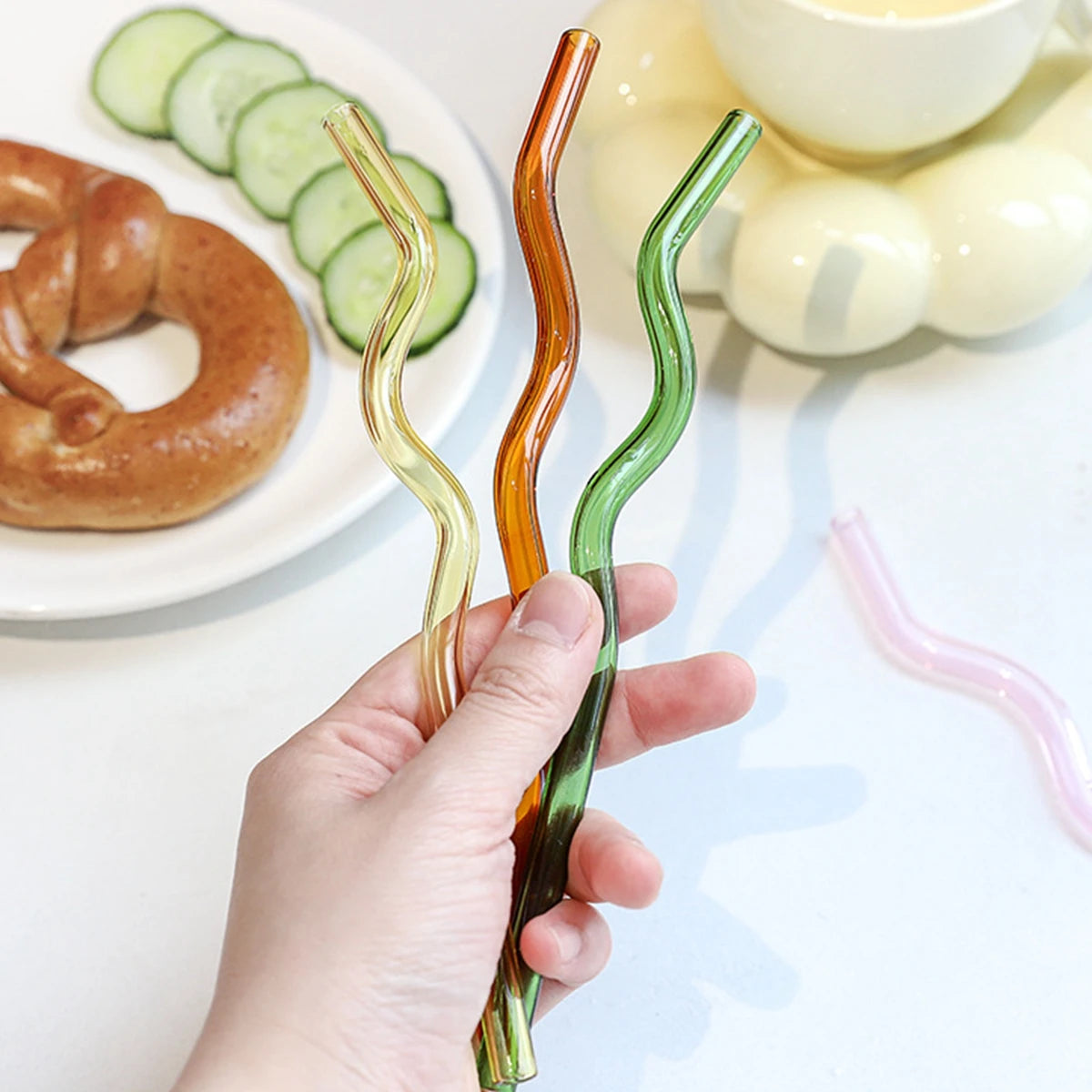 Wavy Glass Drinking Straws – Reusable & Colorful Eco-Friendly Straws for Coffee, Tea & Cocktails