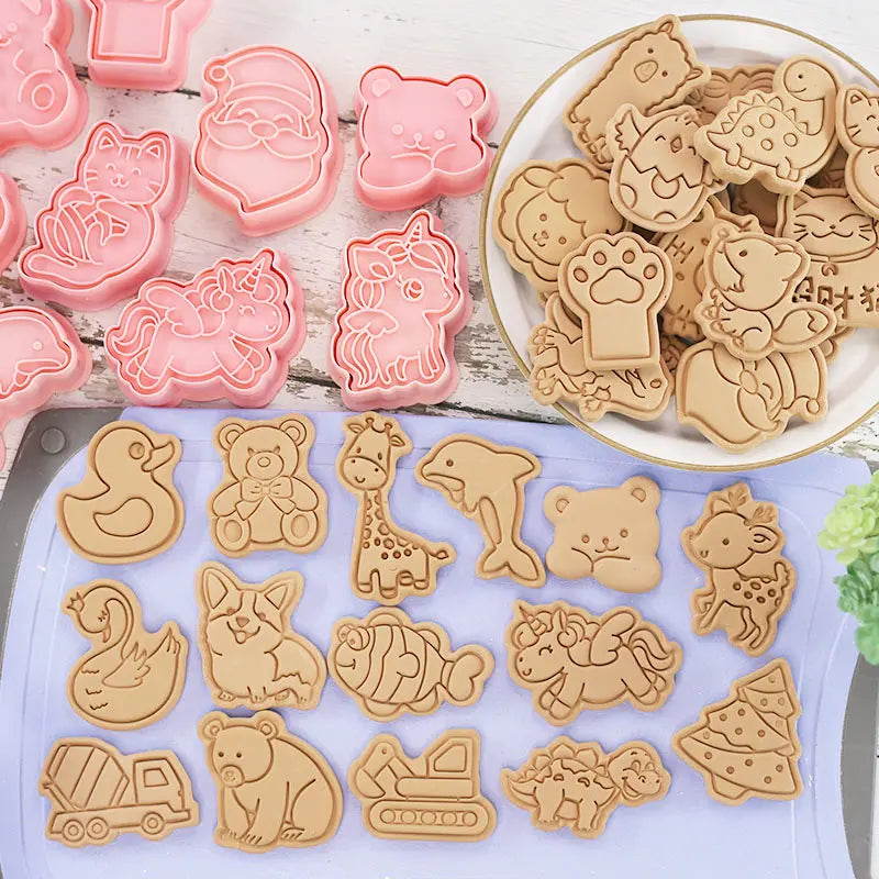 8-Piece 3D Cartoon Cookie Cutter Set – Pressable Plastic Biscuit & Pastry Molds for Baking