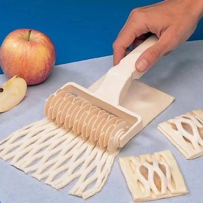 Lattice Dough Roller & Pizza Cutter – High-Quality Pastry Tool for Baking & Cake Decorating