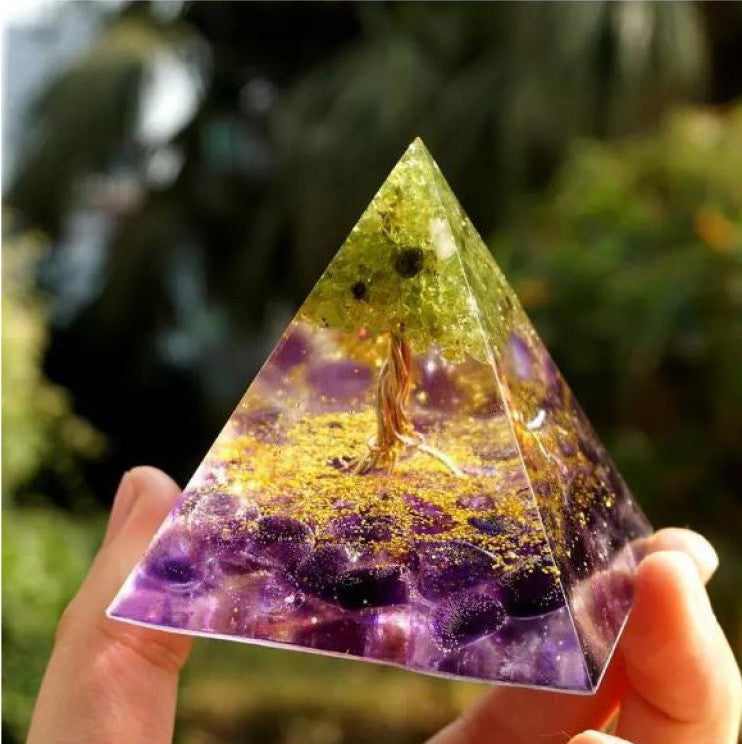 Natural Crystal Pyramid – Energy Healing Tower with Crystal Gravel Decoration